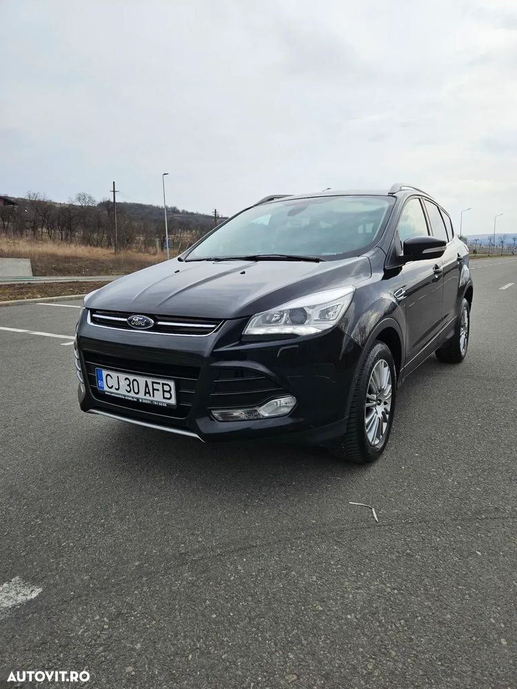 Ford Kuga 2.0 TDCi Powershift 4WD Titanium - 2