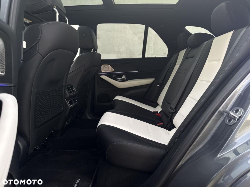 Mercedes-Benz GLE - 23