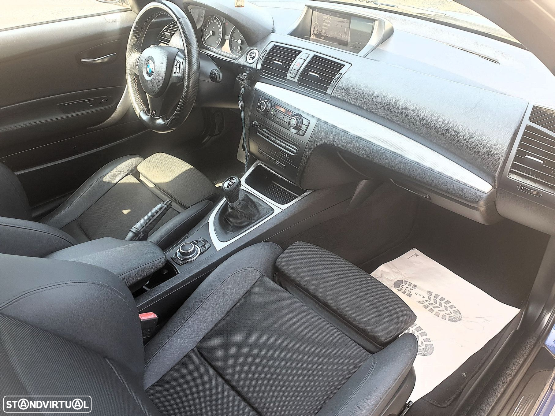 BMW 118 d Pack M - 26