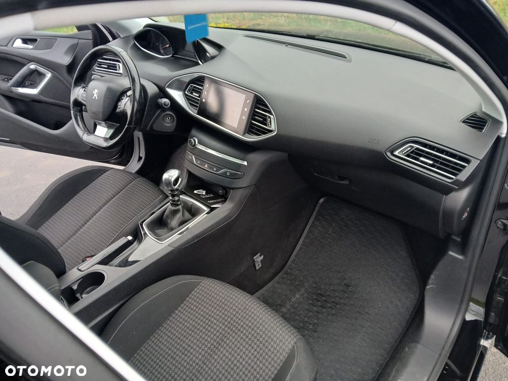 Peugeot 308 1.6 BlueHDi Active S&S - 9