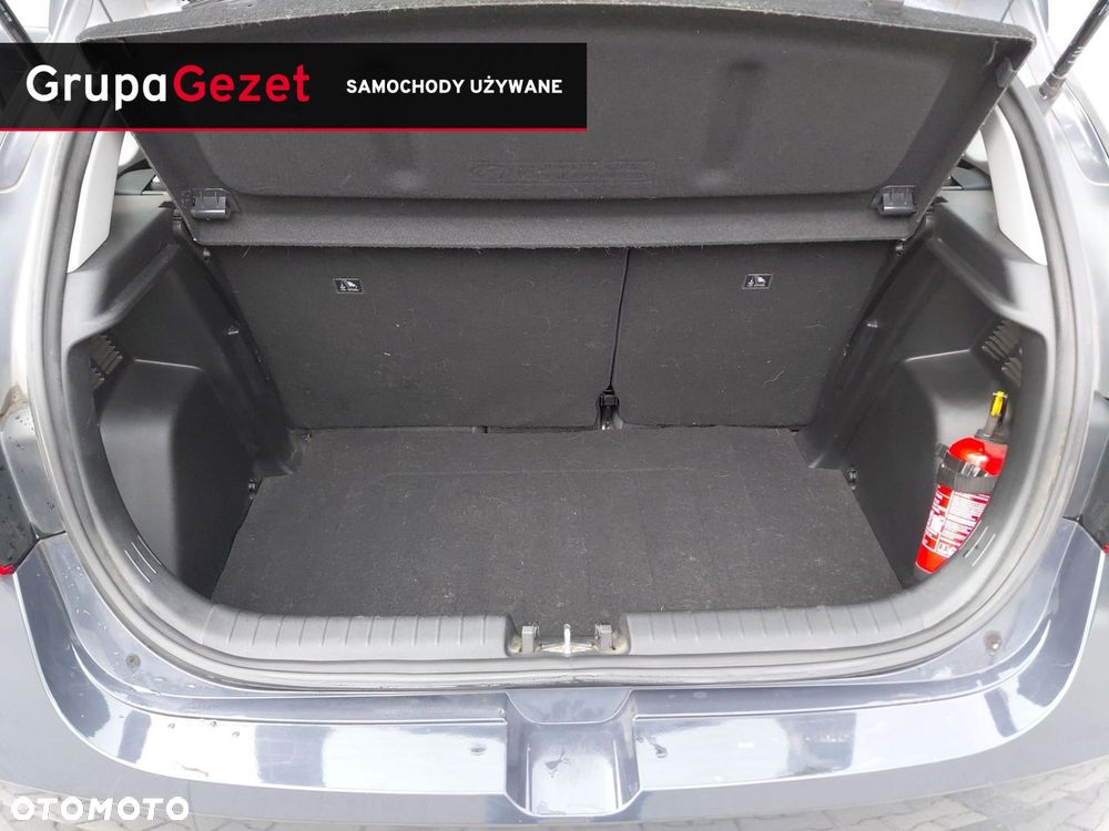 Hyundai i20 - 17