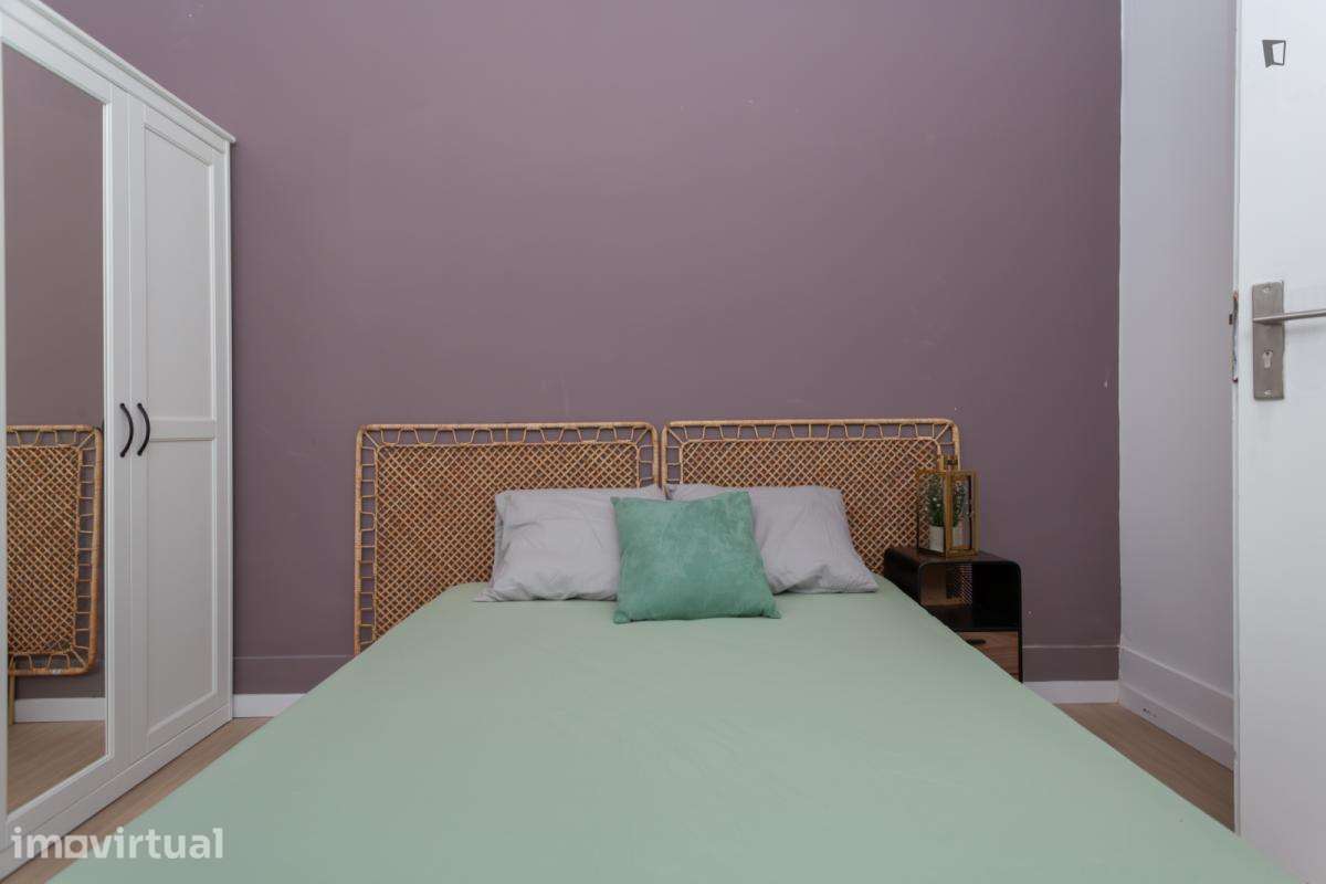 Quarto - localizado em Santos Lisbon - Grande imagem: 2/18