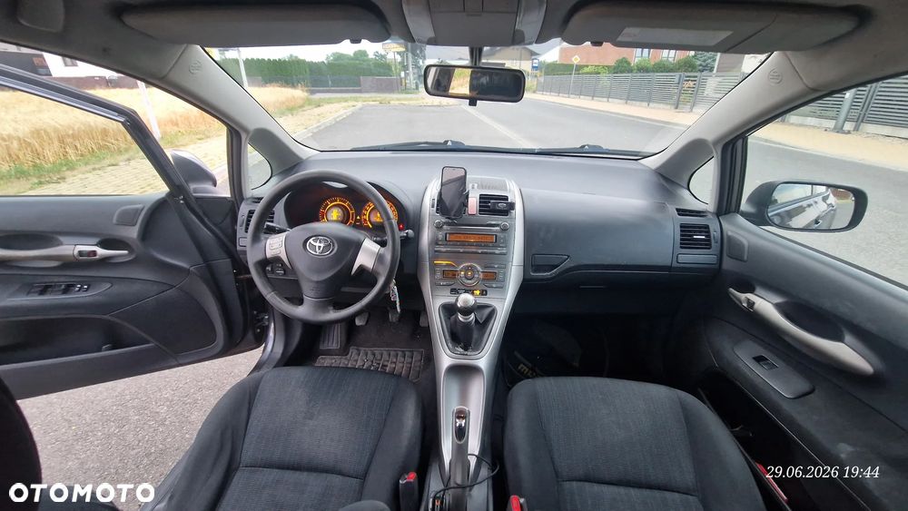 Toyota Auris 2.0 D-4D Luna - 10