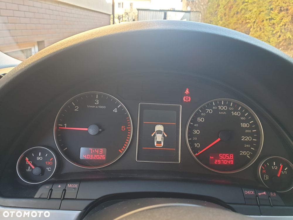 Audi A4 Limousine - 13