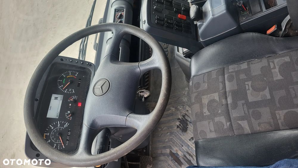 Mercedes-Benz UNIMOG 500 - 30