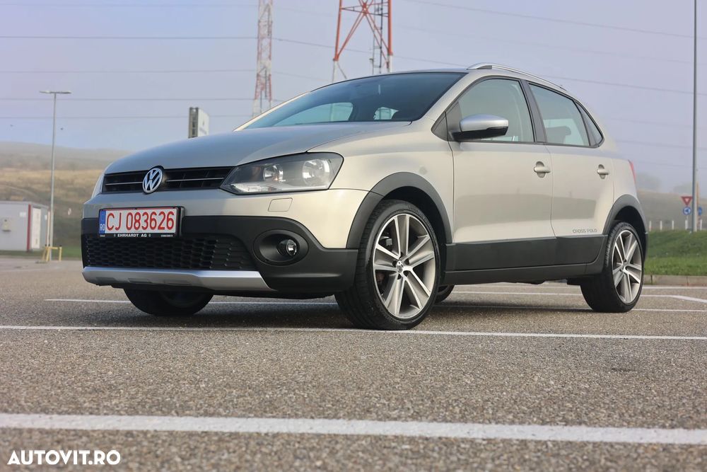 Volkswagen Polo 1.2 TSI Cross - 1