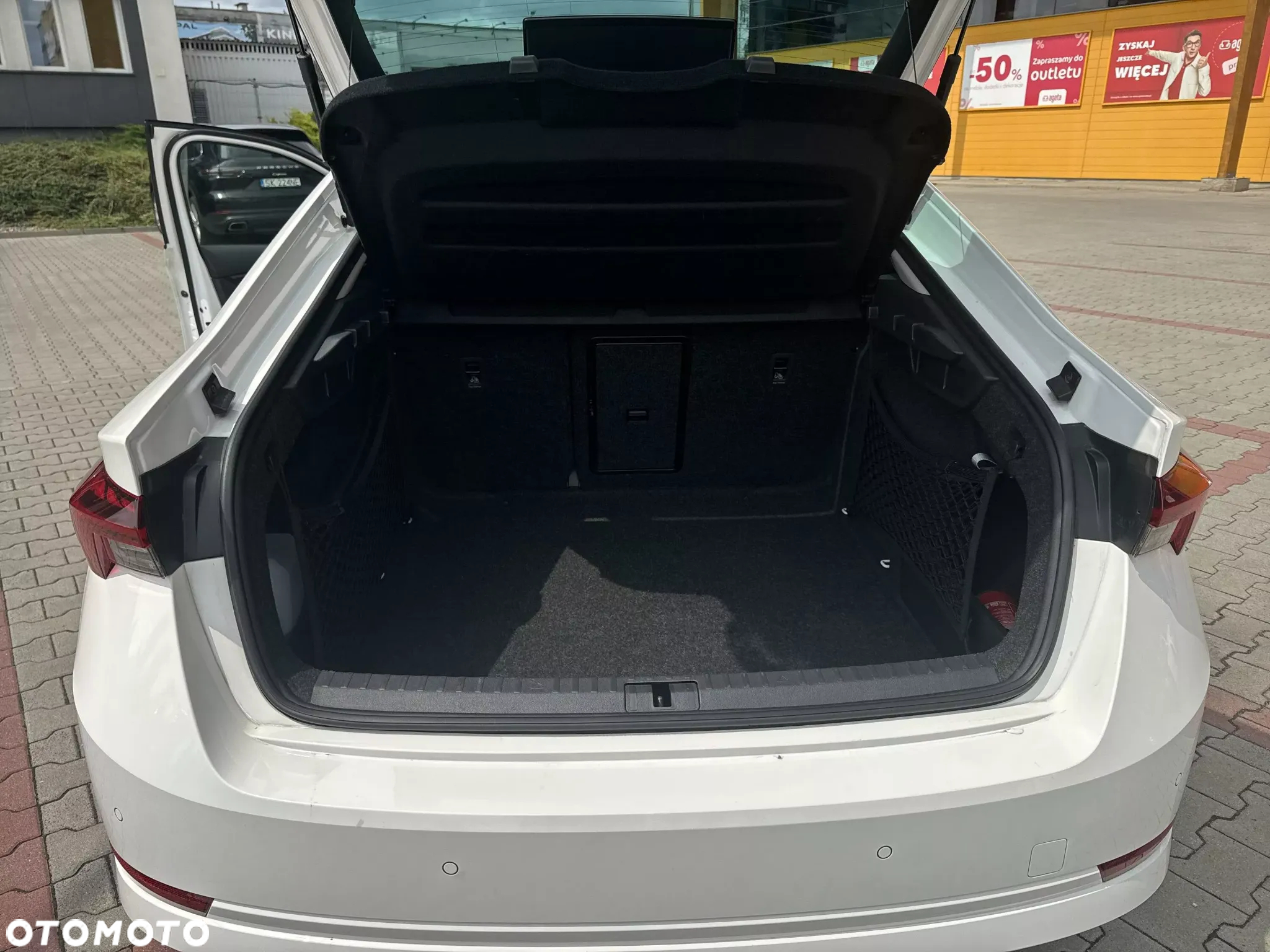 Skoda Octavia 2.0 TDI Ambition DSG - 18