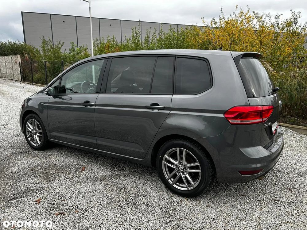 Volkswagen Touran 1.4 TSI BMT Comfortline - 15