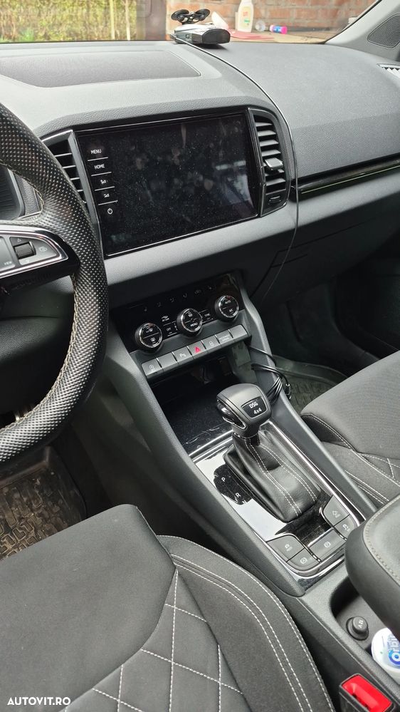 Skoda Karoq 2.0 TDI 4X4 DSG Sportline - 10
