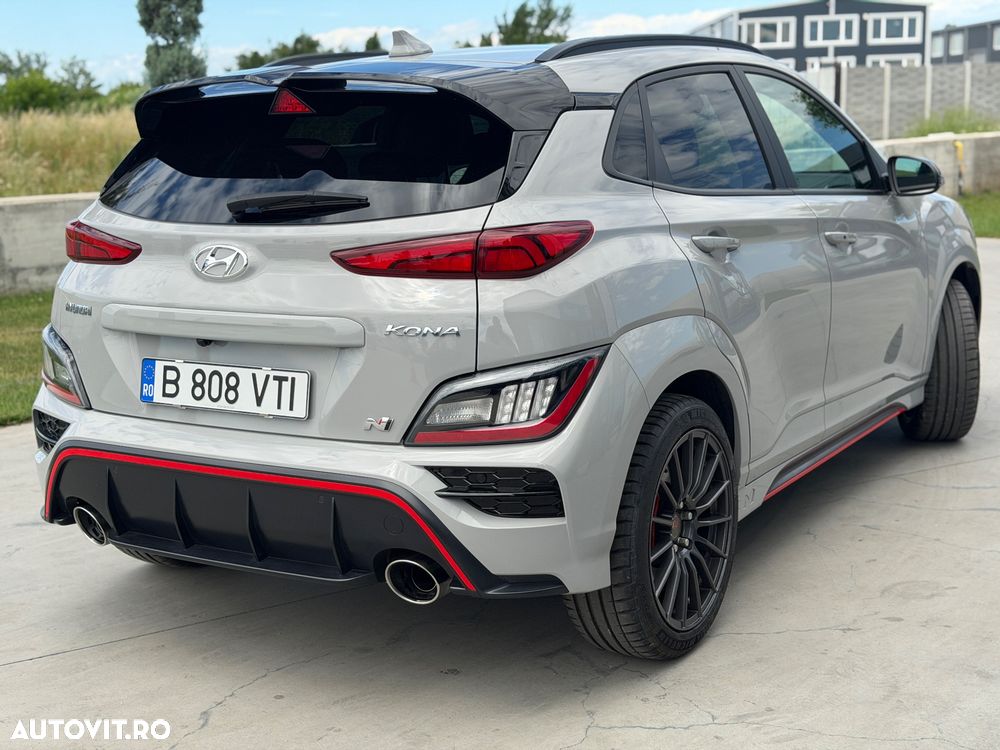 Hyundai KONA - 6