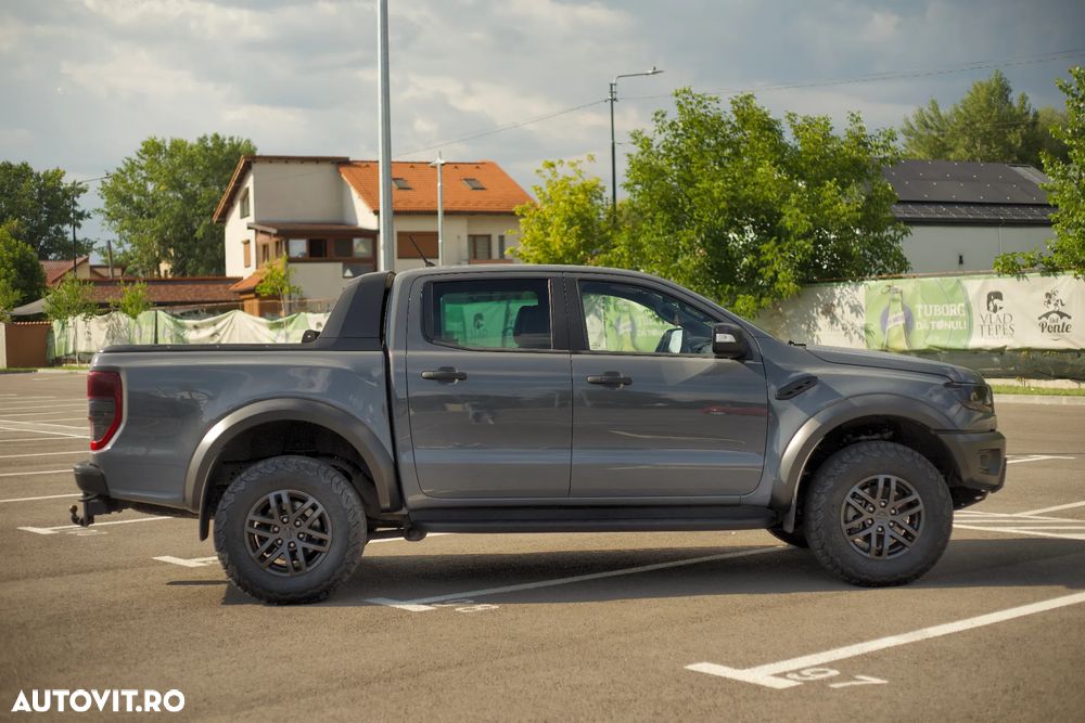 Ford Raptor - 10