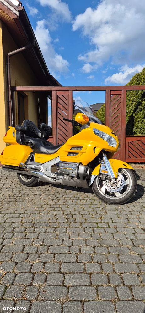 Honda GL - 10