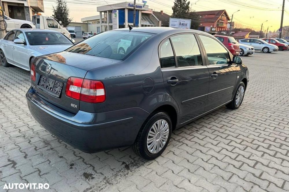 Volkswagen Polo 1.9 SDI Comfortline - 3