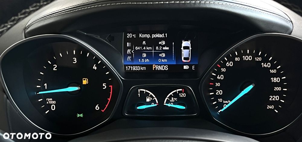 Ford Kuga 2.0 TDCi 4x4 Vignale - 11