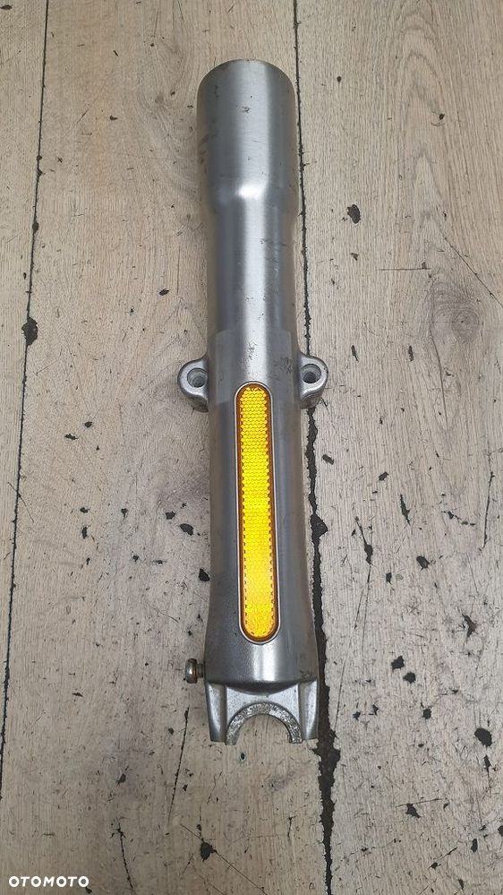 Goleń prawy Harley Davidson Fat Boy Heritage Deluxe 45915-08 - 2