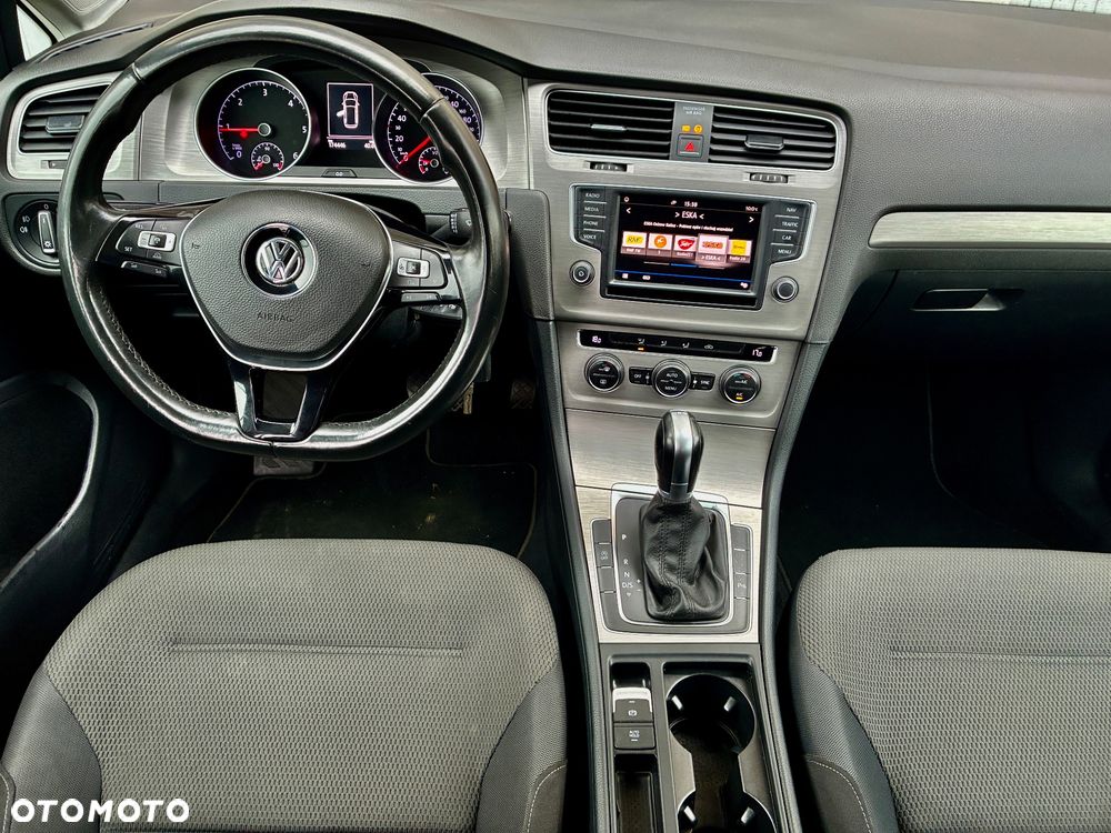 Volkswagen Golf 2.0 TDI (BlueMotion Technology) DSG Comfortline - 16