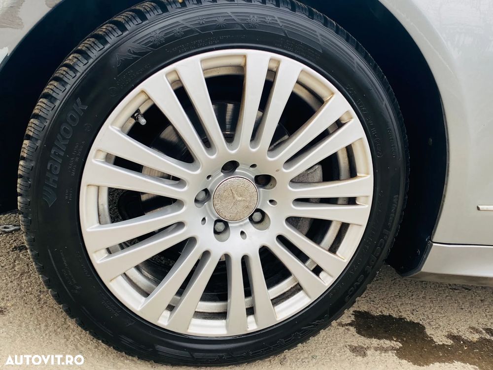 Mercedes-Benz E 250 BlueEFFICIENCY 7G-TRONIC Elegance - 11