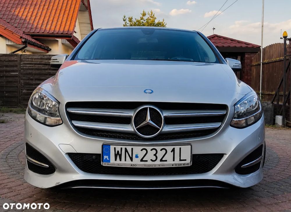 Mercedes-Benz Klasa B 200 7G-DCT Urban - 2