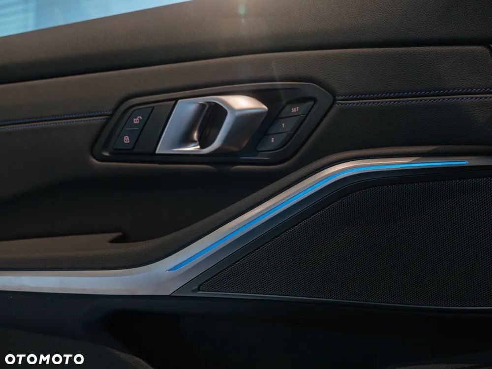BMW Seria 3 M340d xDrive - 6