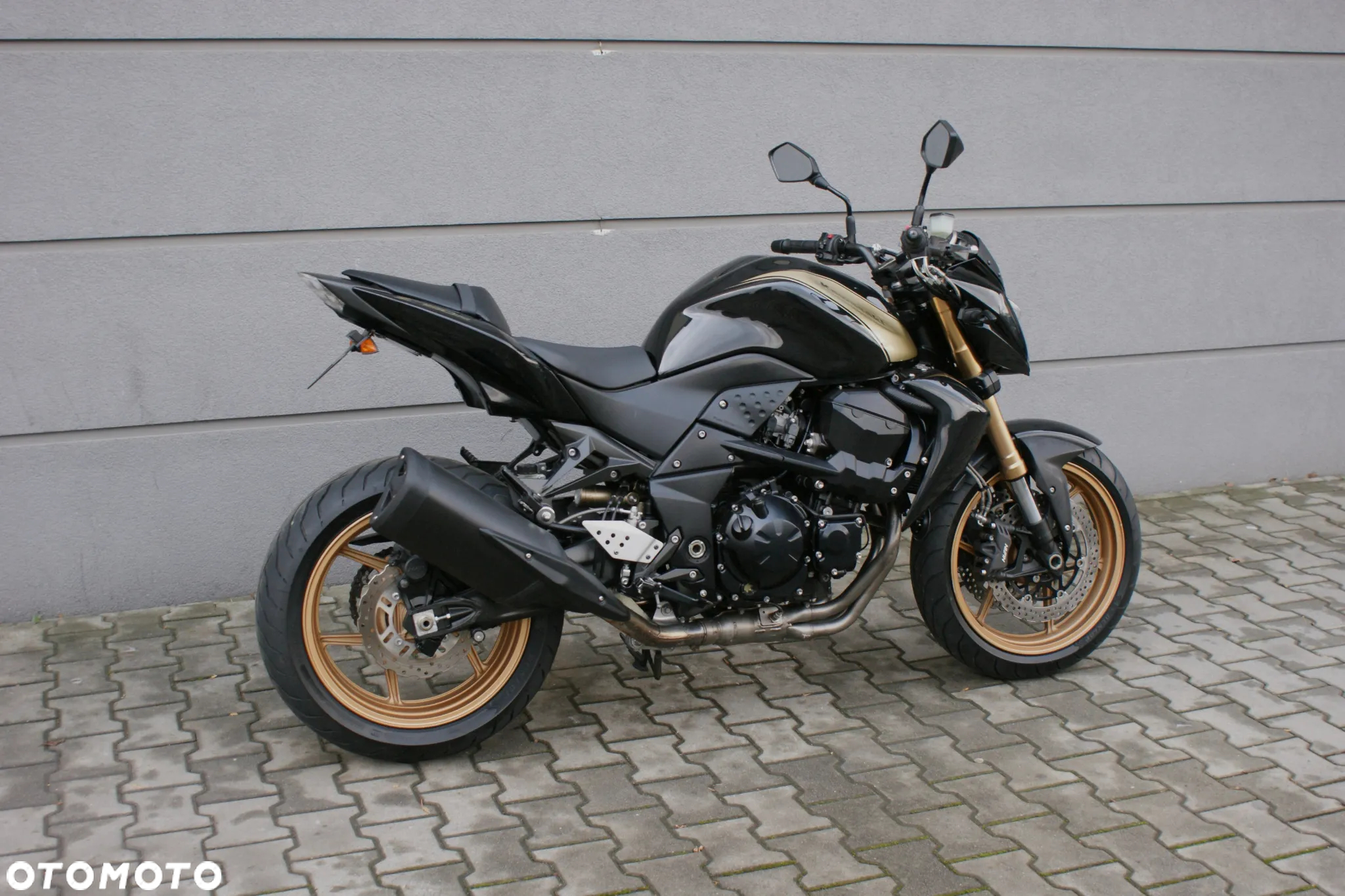 Kawasaki Z - 4
