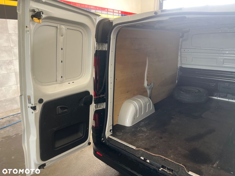 Renault Trafic - 20