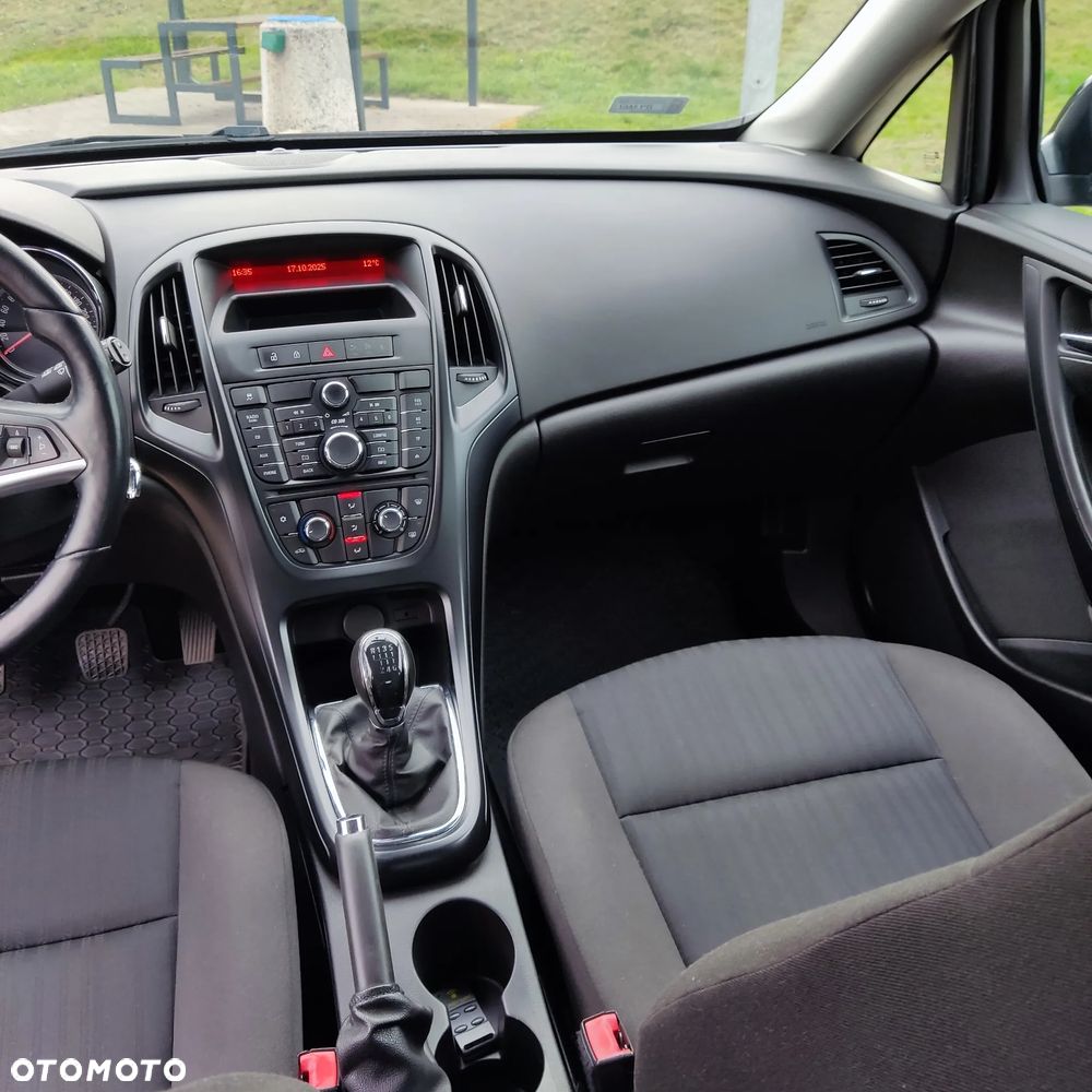 Opel Astra 1.4 T Active - 4