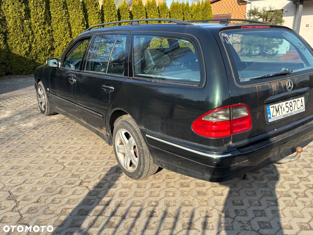 Mercedes-Benz Klasa E 430 T Avantgarde - 8