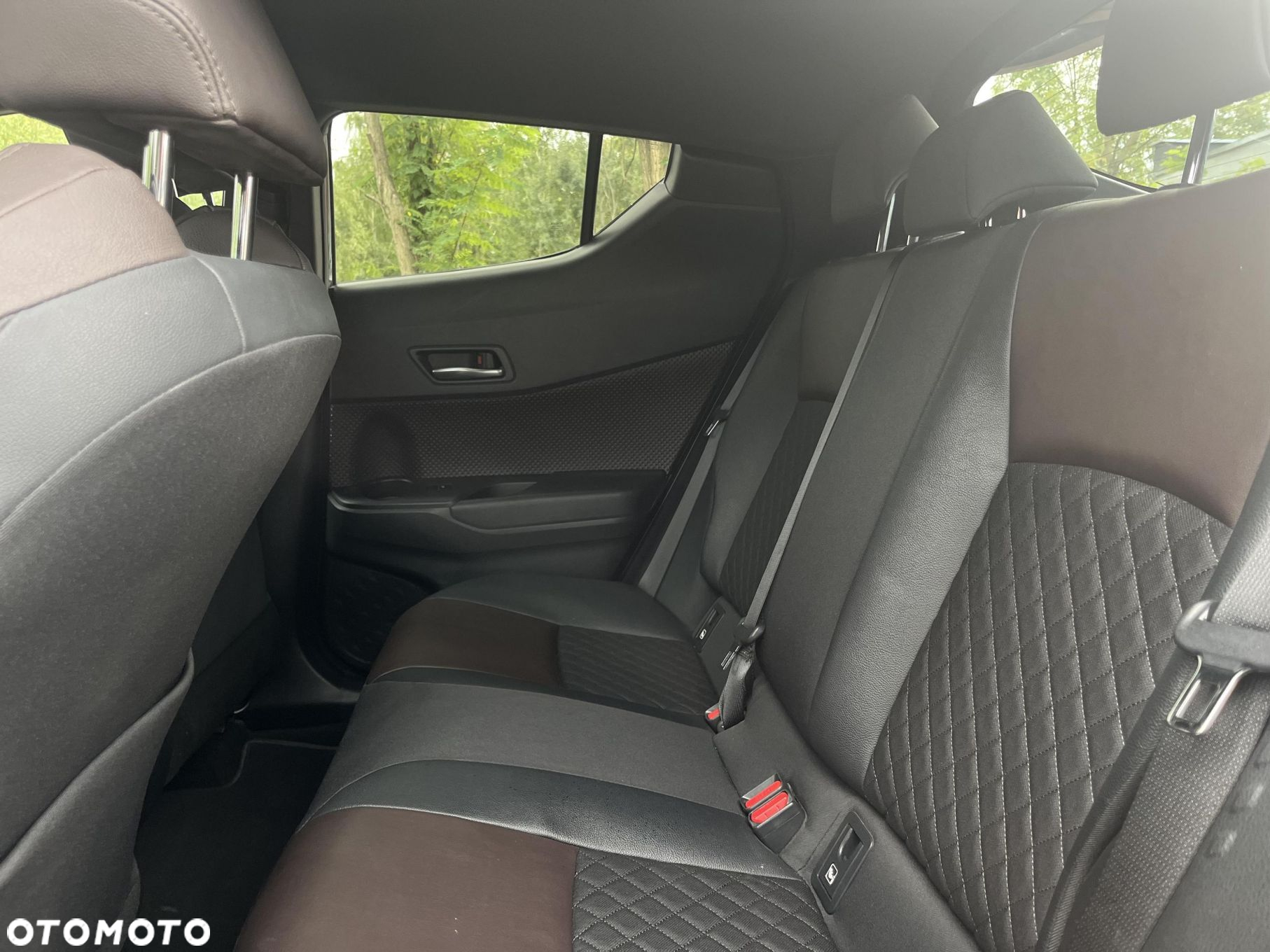 Toyota C-HR 1.8 Hybrid Prestige - 18