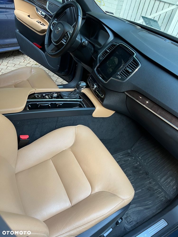 Volvo XC 90 T6 AWD Momentum 7os - 21