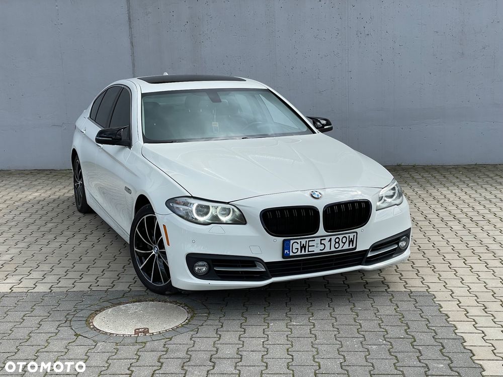 BMW Seria 5 528i - 4