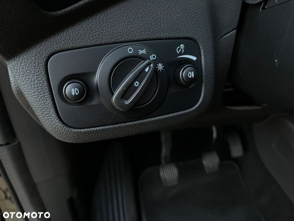 Ford Kuga 2.0 TDCi 4x4 Titanium - 21