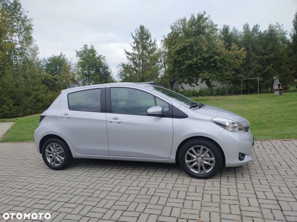 Toyota Yaris 1.33 VVT-i Comfort - 4