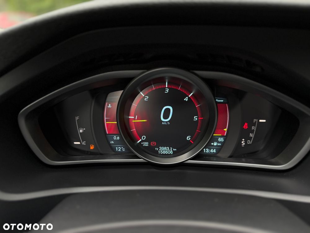 Volvo V40 D2 Powershift Momentum - 12