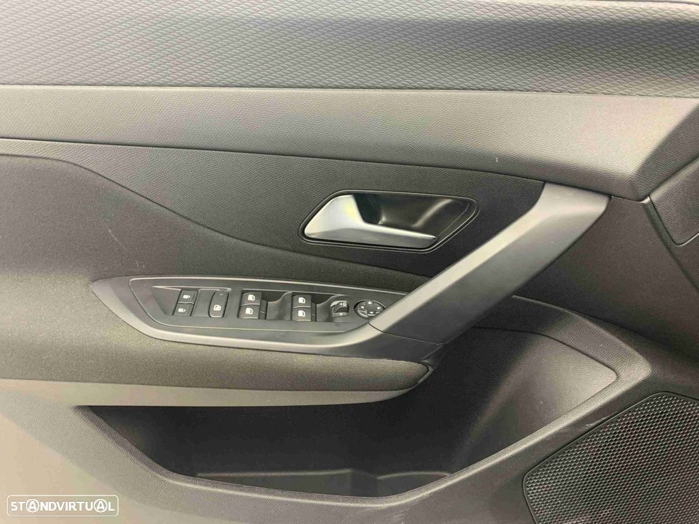 Peugeot 308 SW 1.2 Hybrid Style e-DCS6 - 11