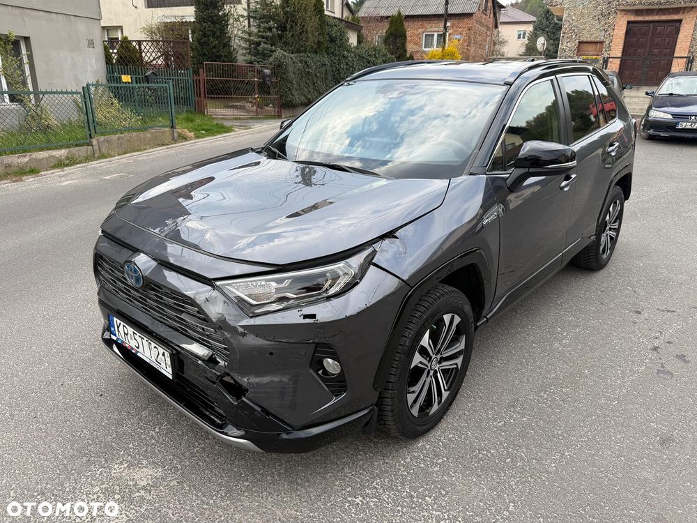 Toyota RAV4 - 1