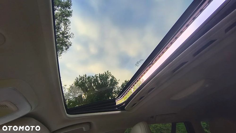 Volvo V60 D2 Summum - 12