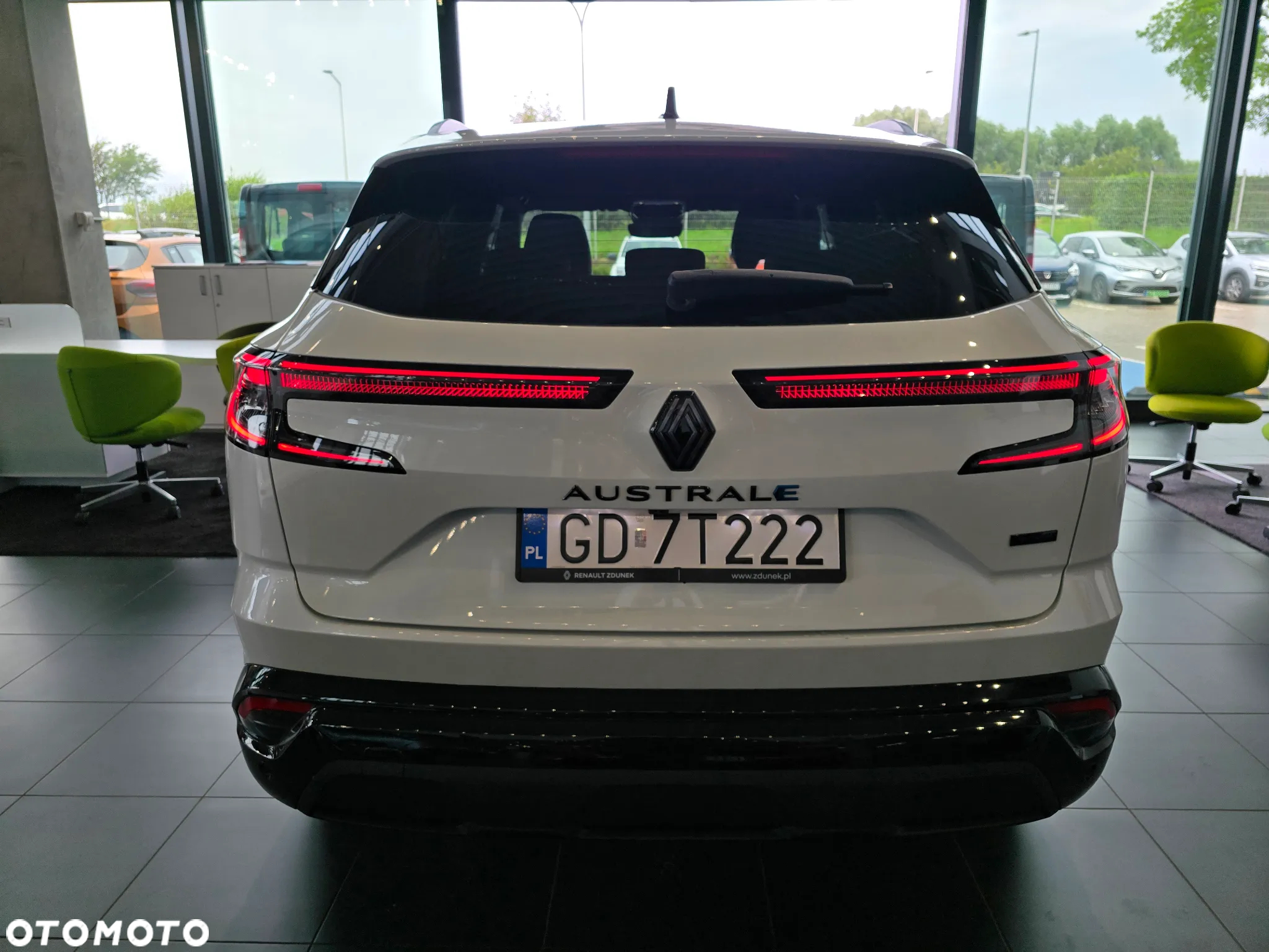 Renault Austral 1.2 E-Tech Full Hybrid 200 Iconic esprit Alpine MMT - 25