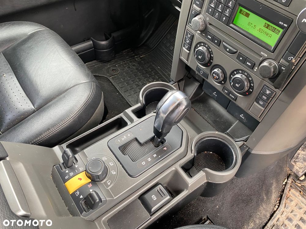 Land Rover Discovery IV 2.7D V6 HSE - 13