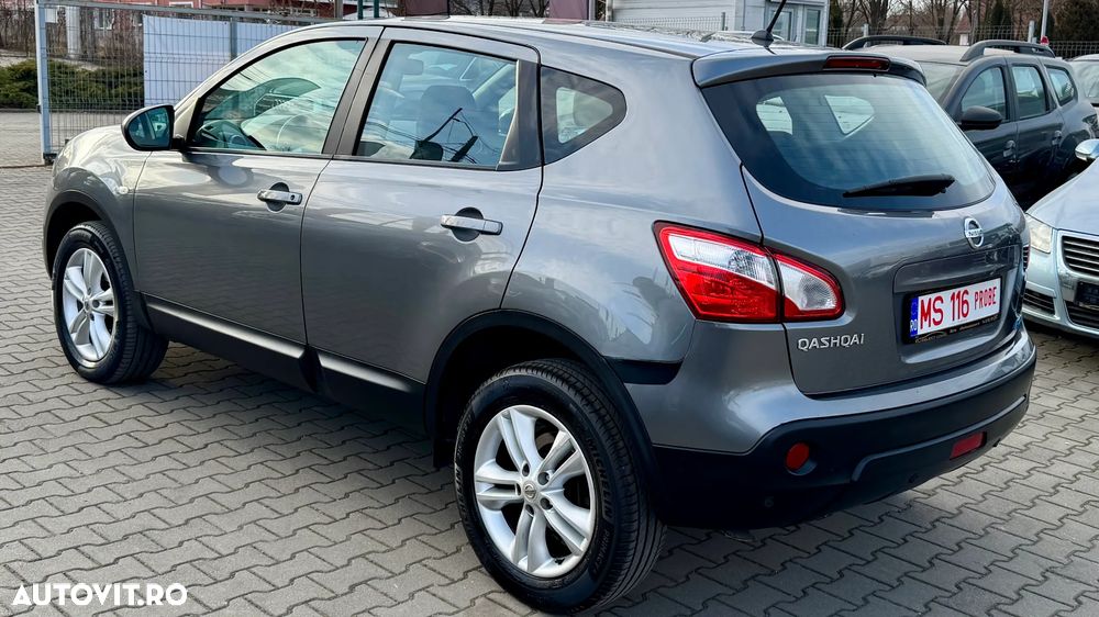 Nissan Qashqai - 4