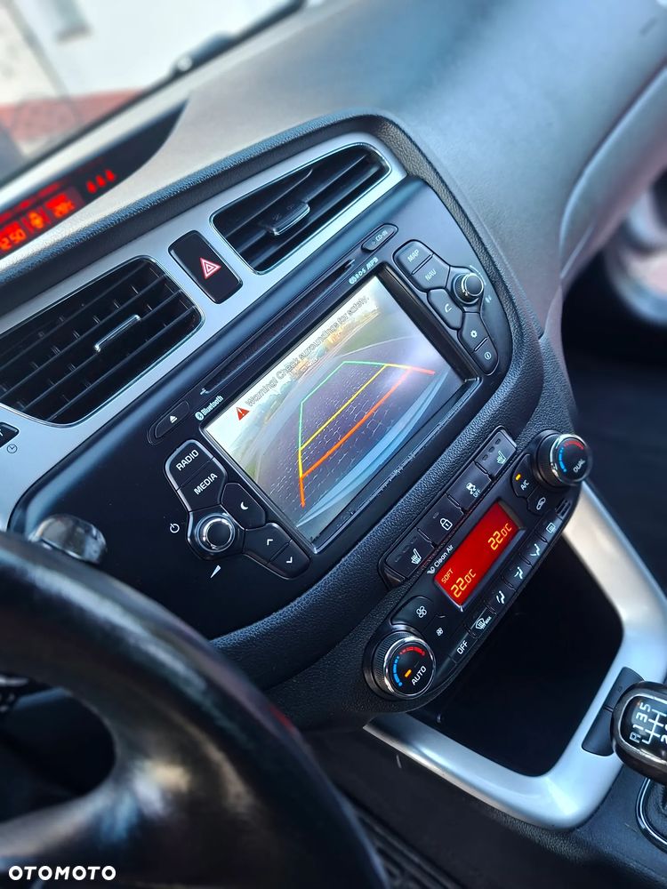 Kia Ceed 1.6 GDI Fifa World Cup Edition - 26
