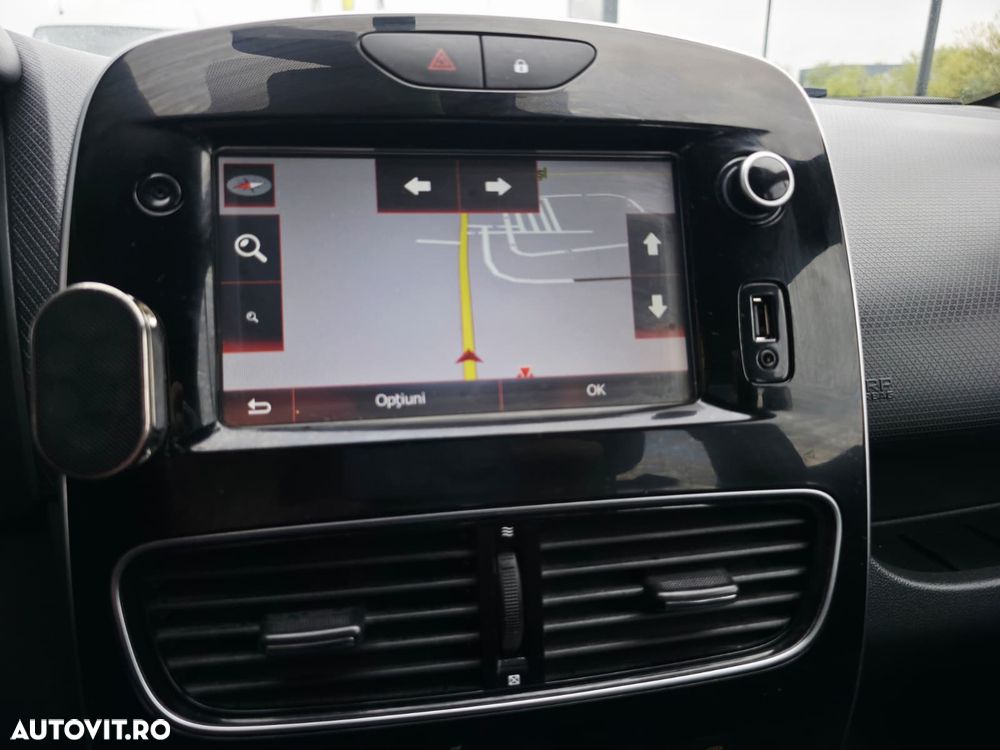 Renault Clio - 7