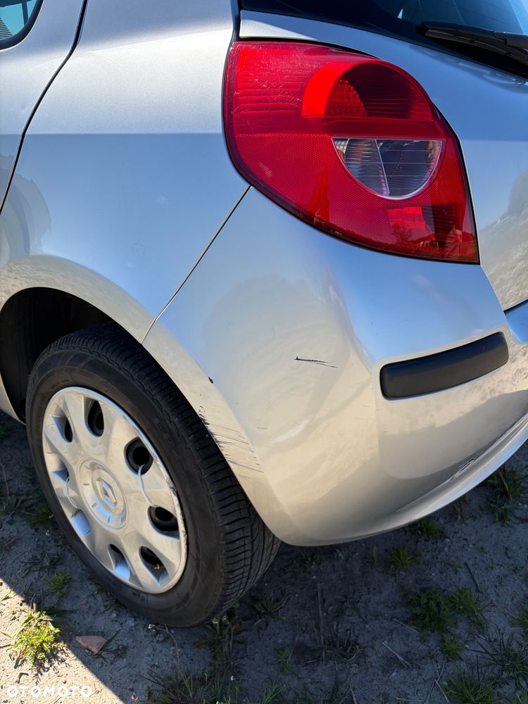 Renault Clio - 6