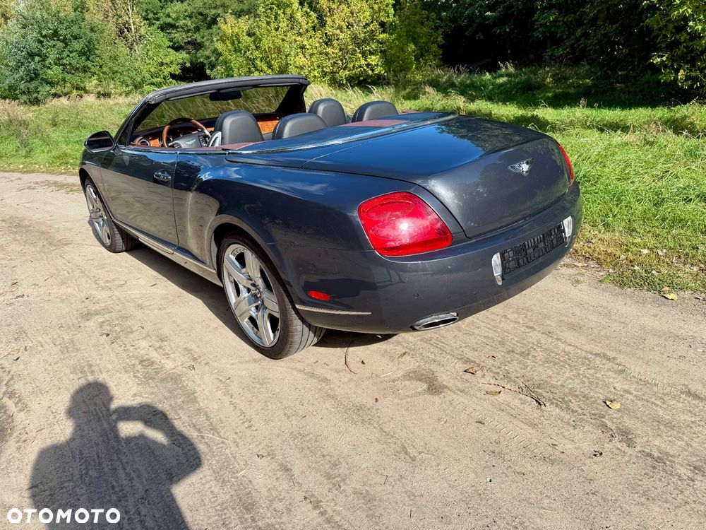 Bentley Continental GT Standard - 9