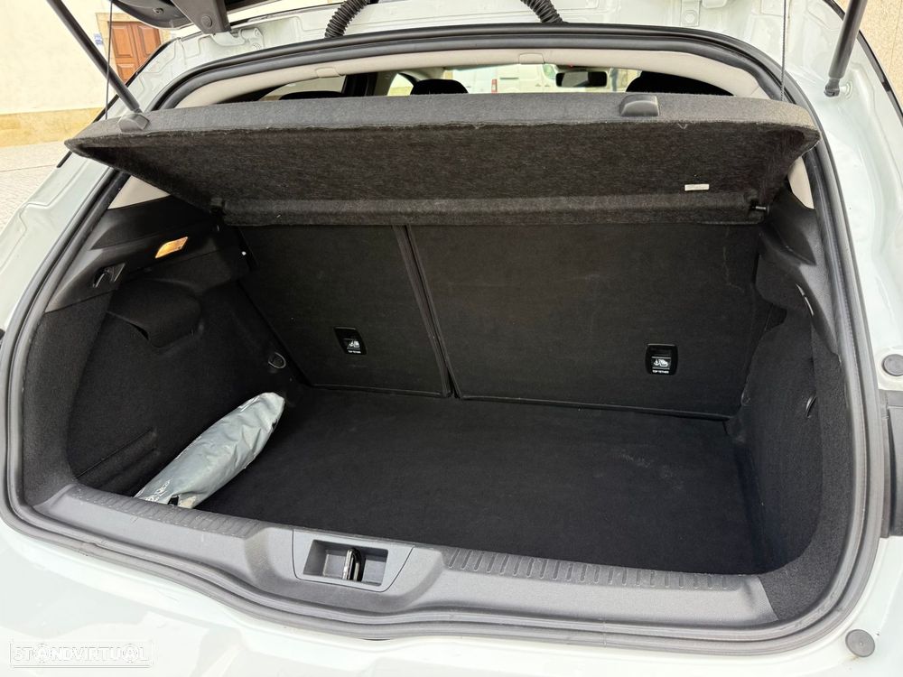 Renault Mégane BLUE dCi 115 LIMITED - 19