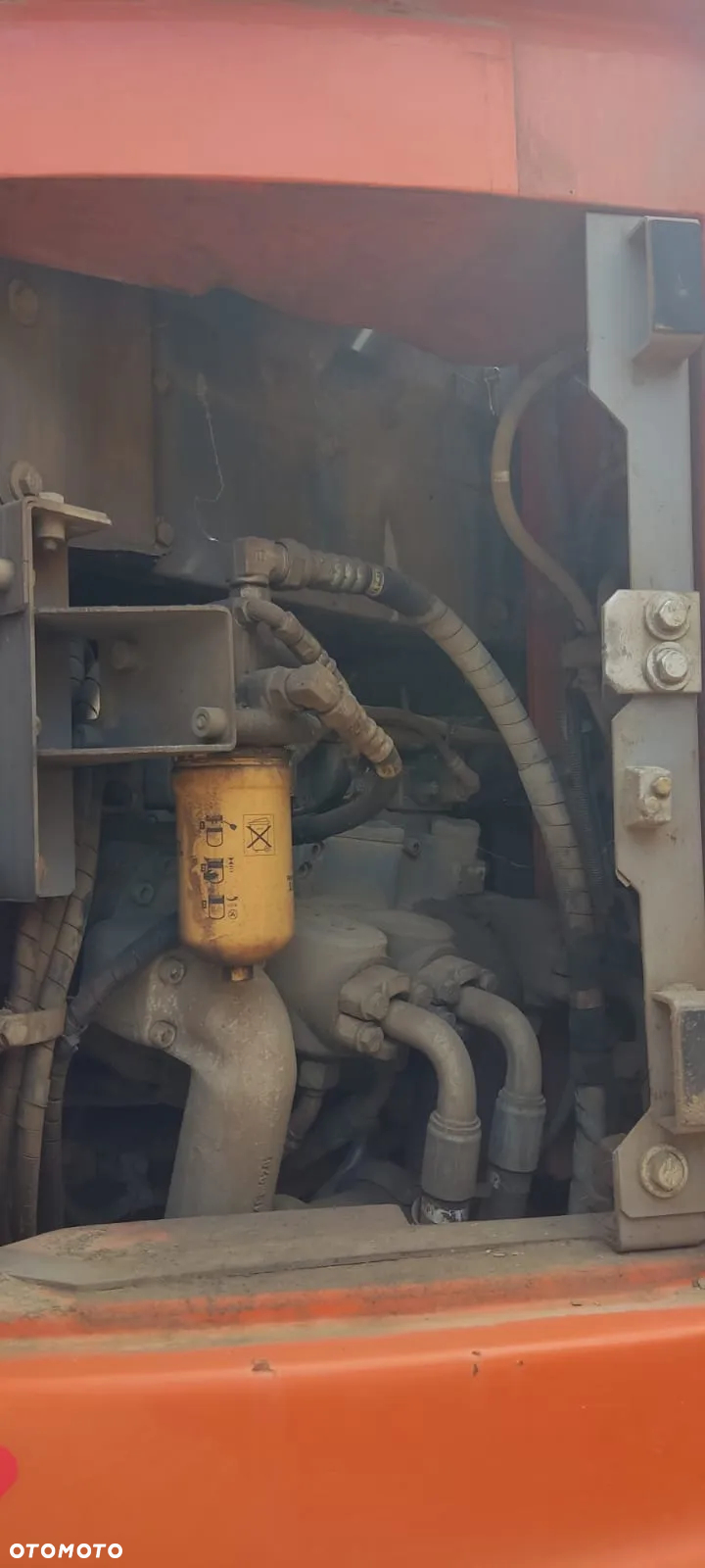 Hitachi ZX225 - 6