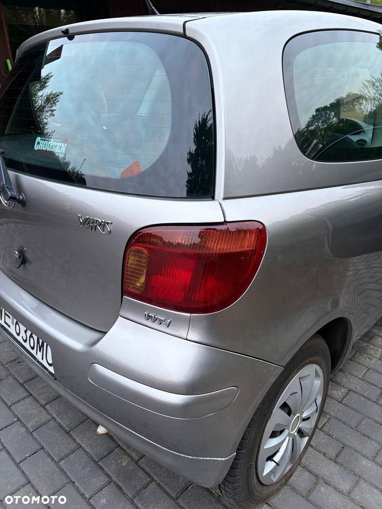 Toyota Yaris 1.0 Terra - 6