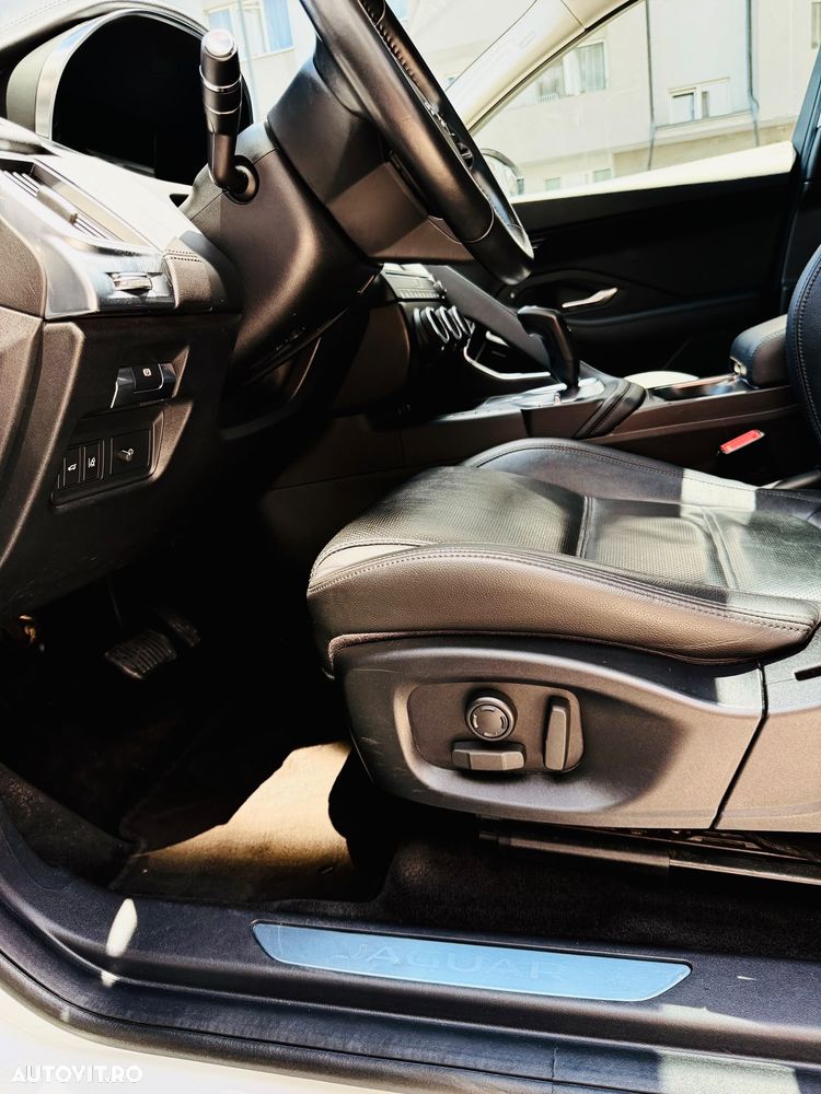 JAGUAR E-PACE 2020 — imagine 8