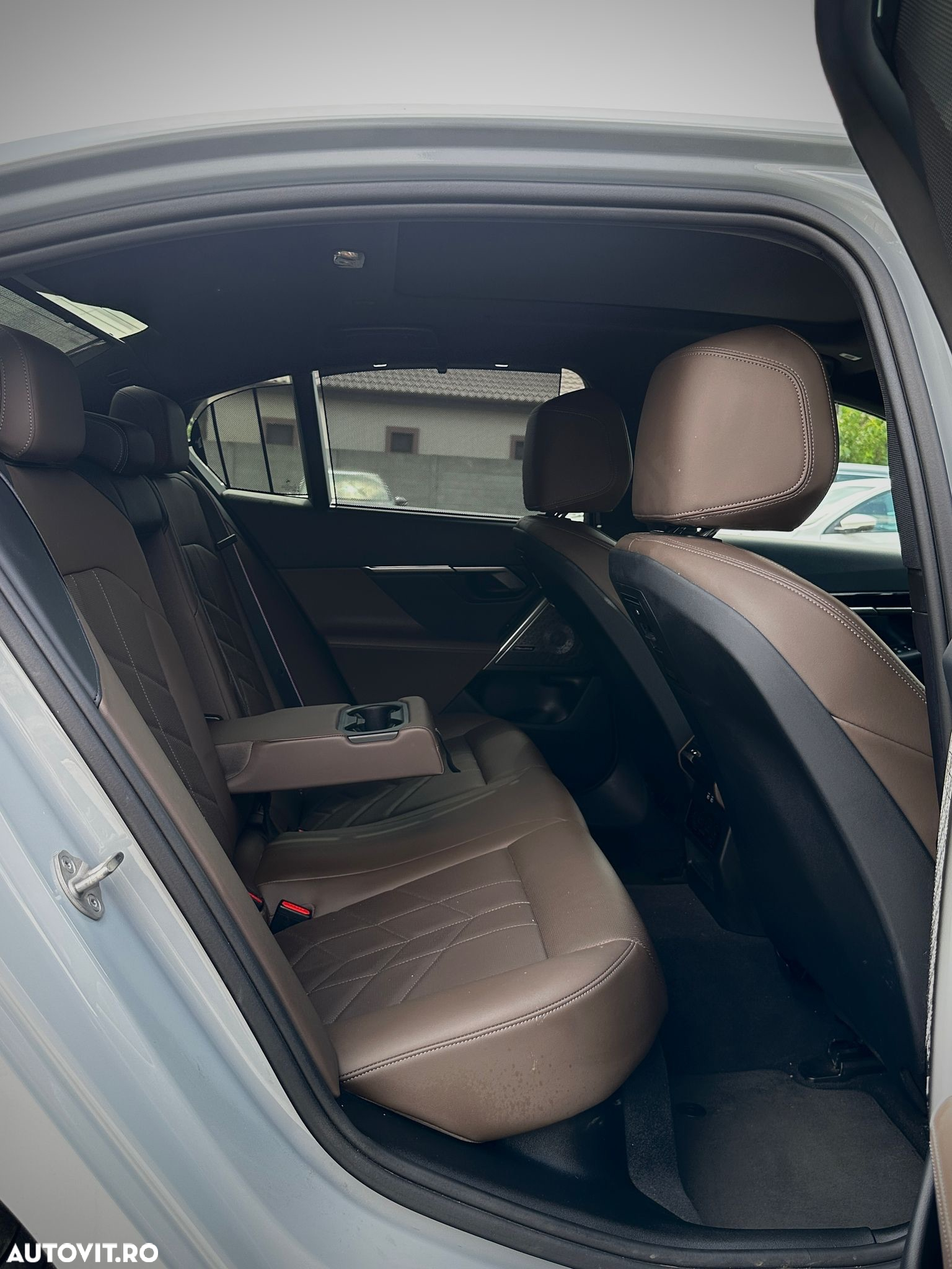 BMW Seria 5 520d xDrive AT MHEV - 26