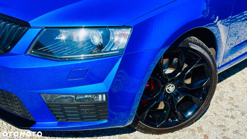 Skoda Octavia 2.0 TDI DSG RS - 8