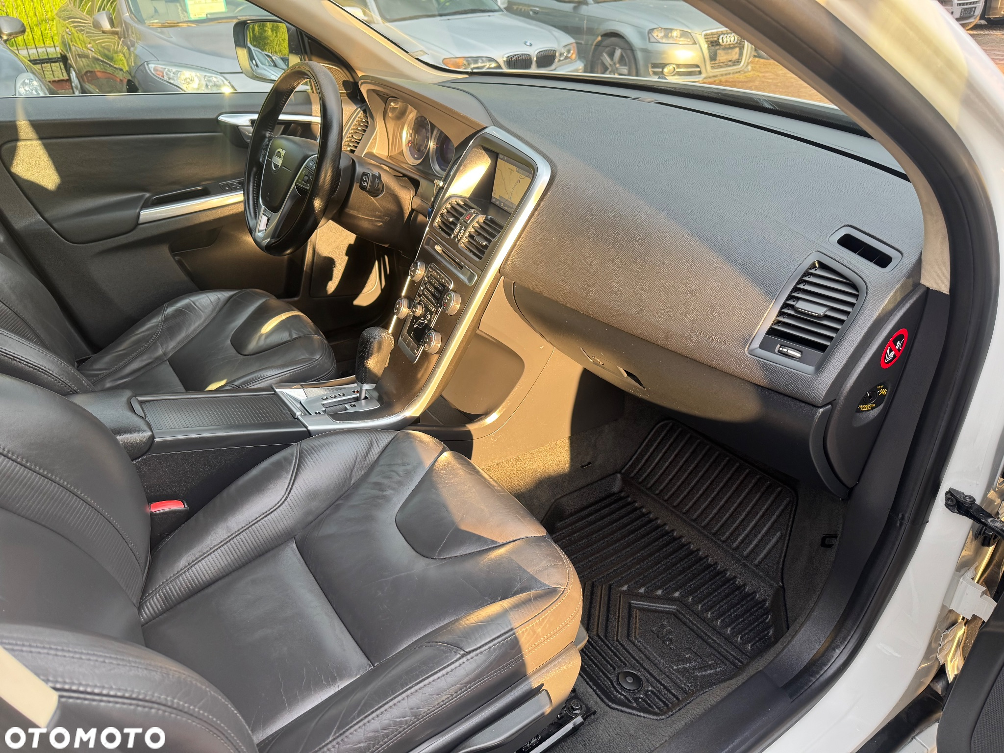 Volvo XC 60 - 16